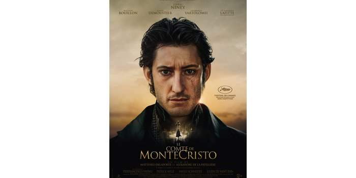 Soirée Cinéma - Film "Le Comte de Monte-Cristo" - Projection de DVD dans un club house a Newport Beach